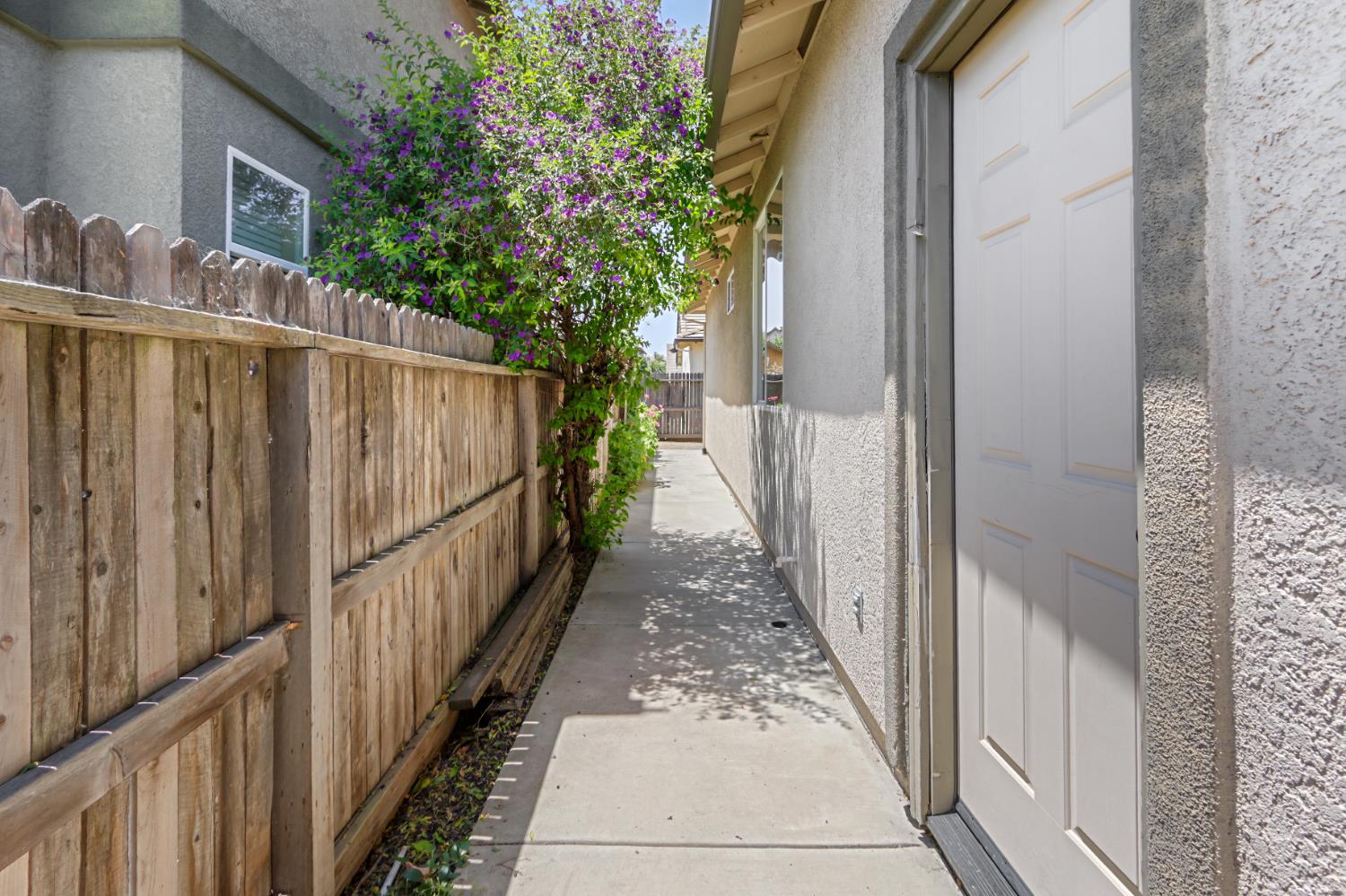 Sun Reign Place, Sacramento, California image 32
