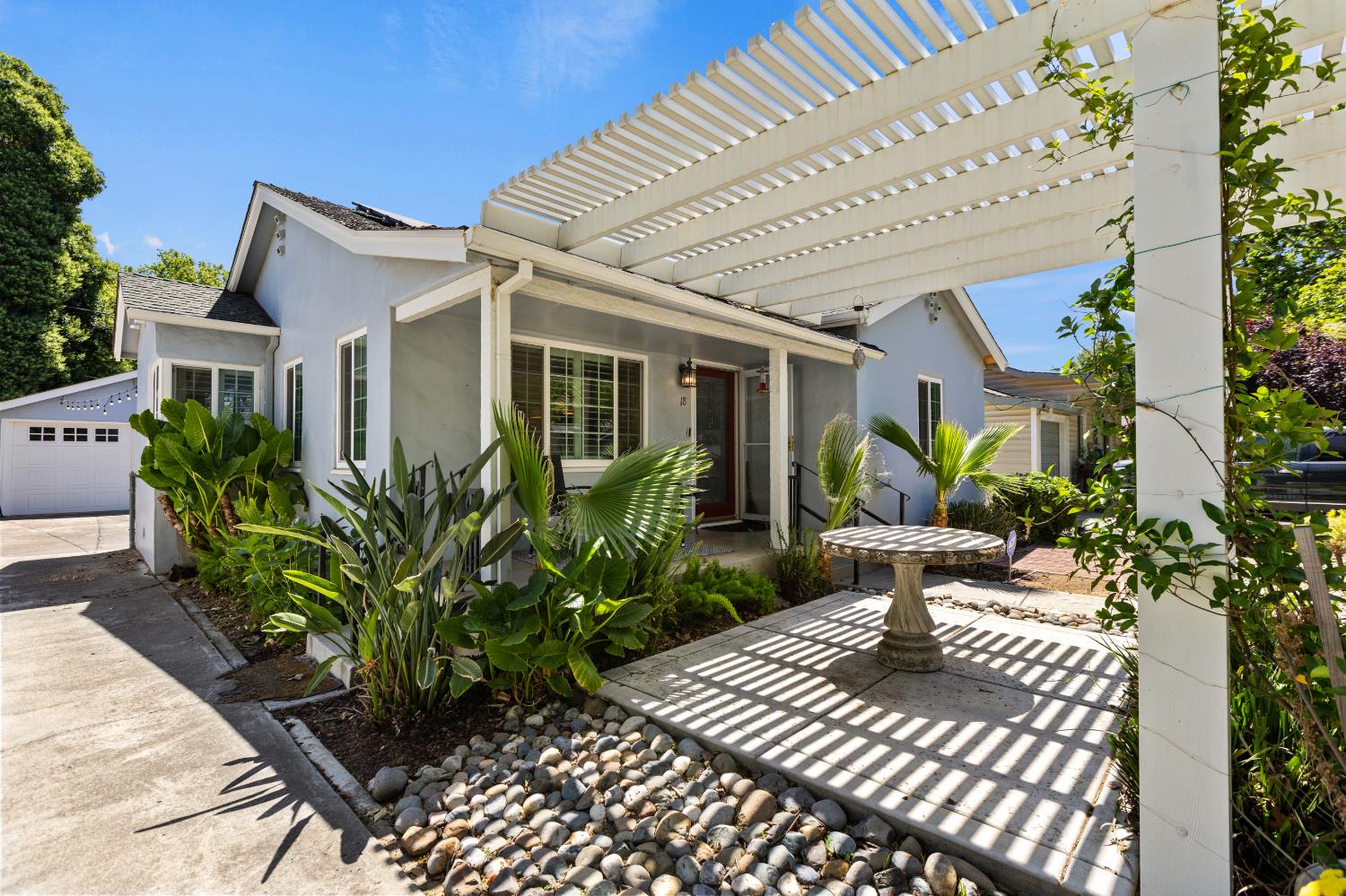 Jackson Street, Woodland, California image 6