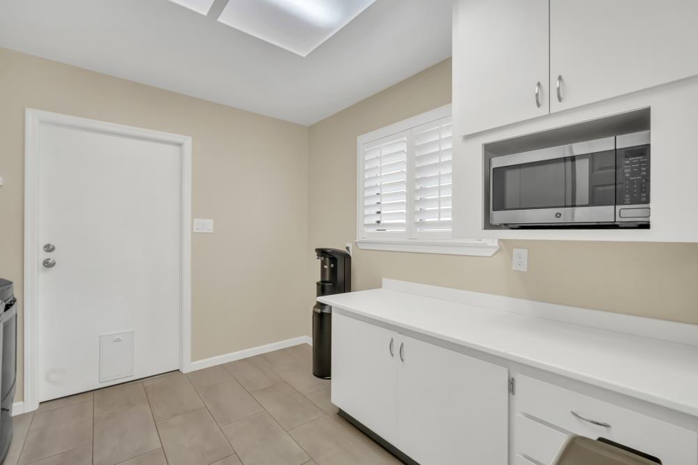 Warrego Way, Sacramento, California image 25