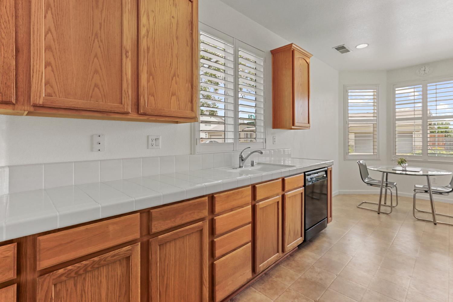 Sun Reign Place, Sacramento, California image 12