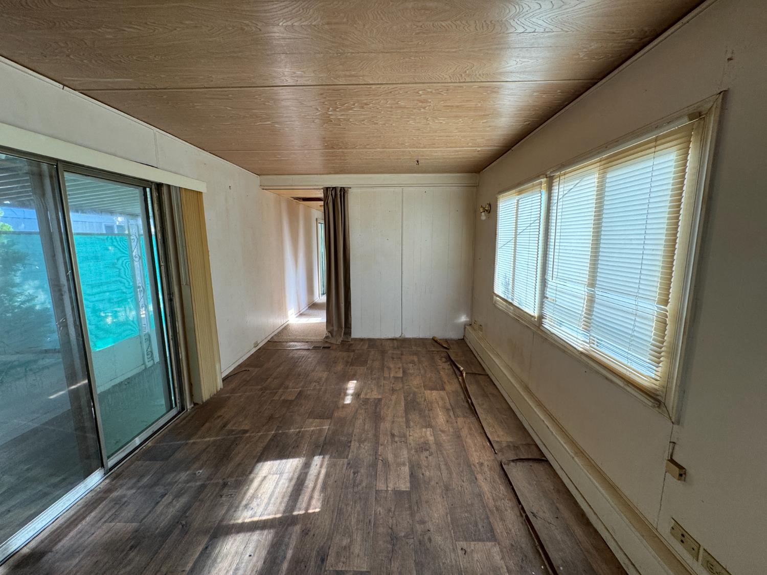 Detail Gallery Image 3 of 7 For 1450 Lake Ave 6, Colusa,  CA 95932 - 1 Beds | 1 Baths