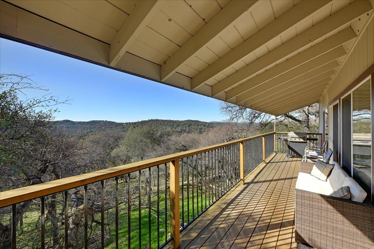 Sun Forest Drive, Penn Valley, California image 24