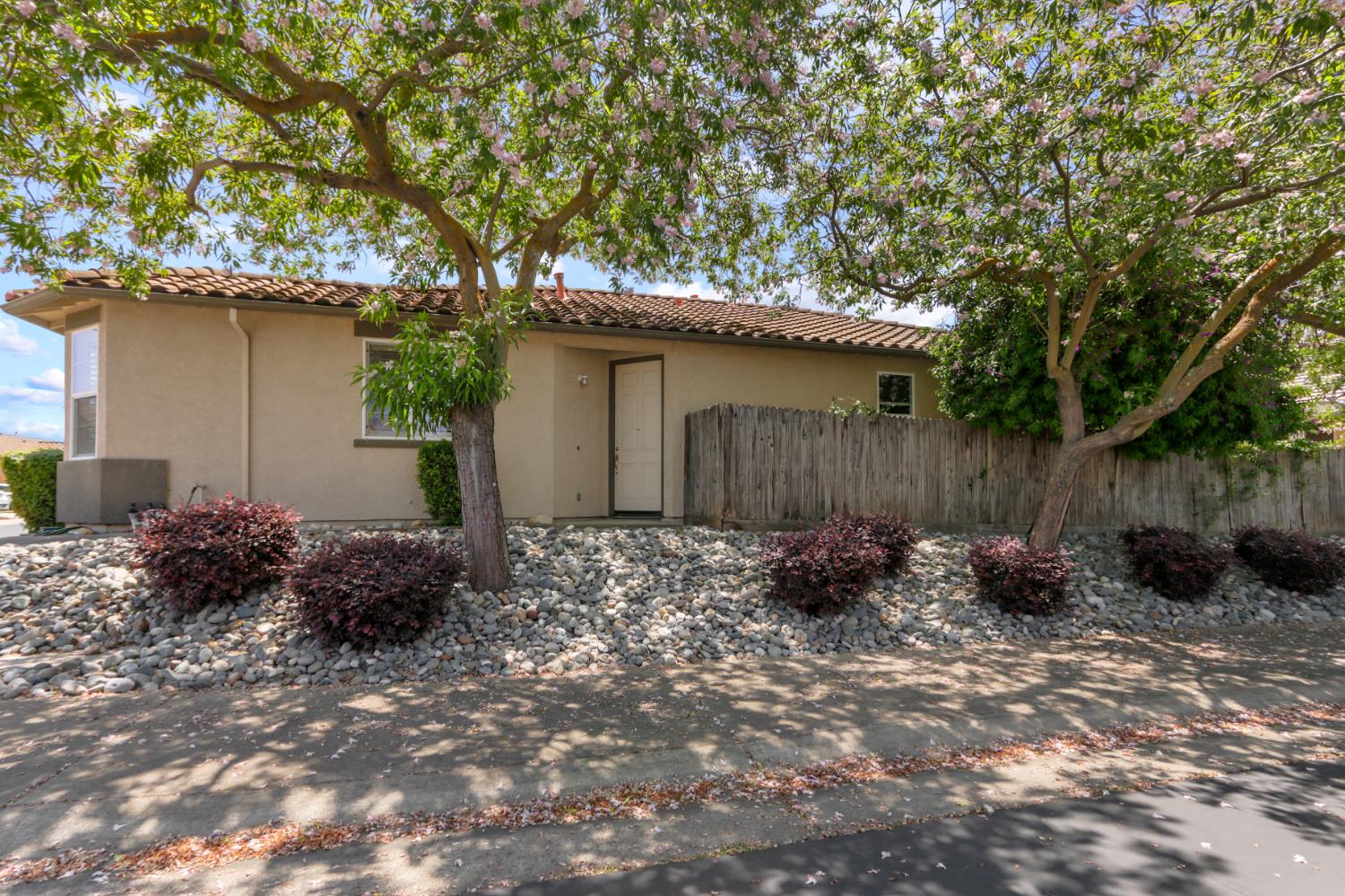Sun Reign Place, Sacramento, California image 34