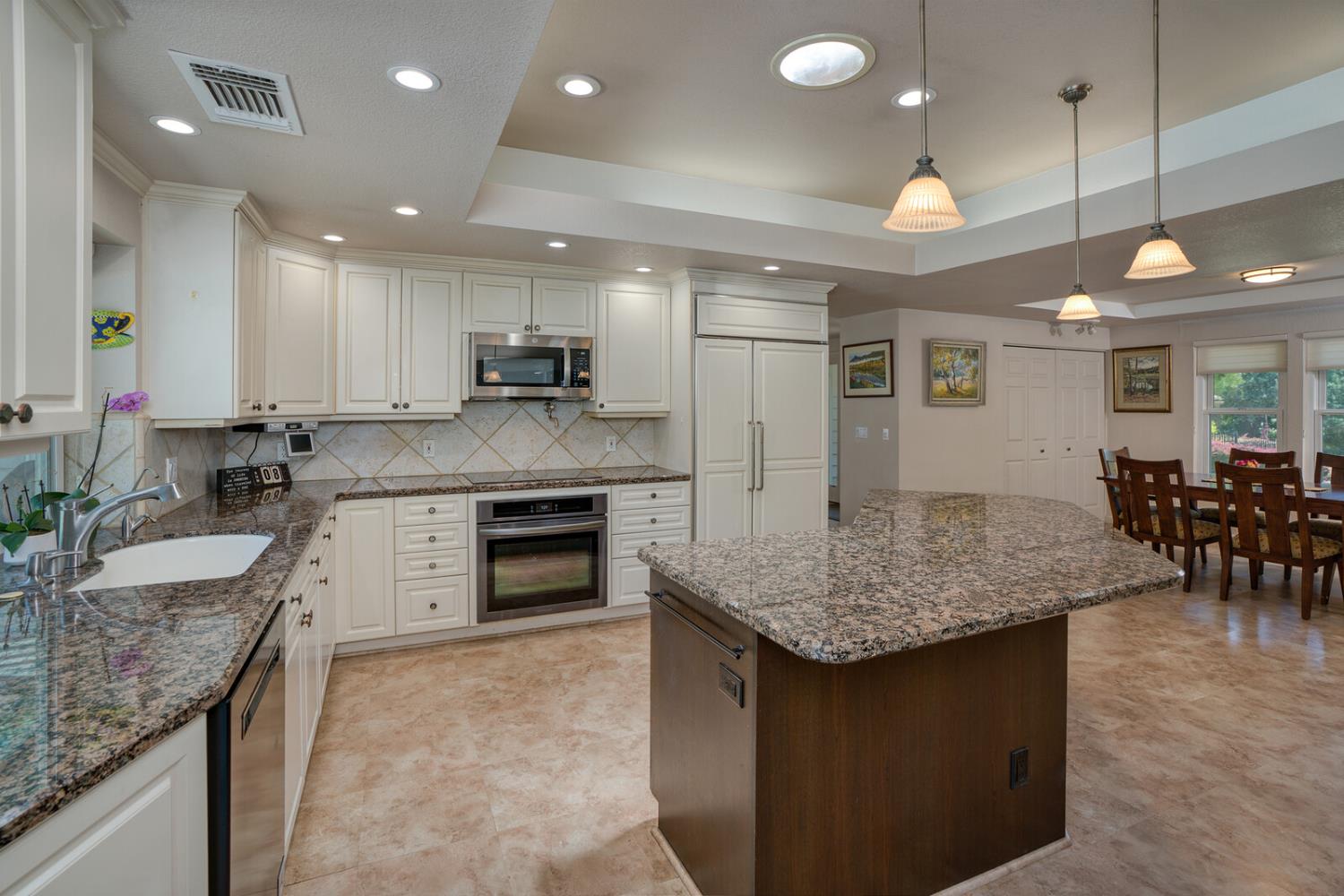 Guadalupe Drive, Rancho Murieta, California image 10