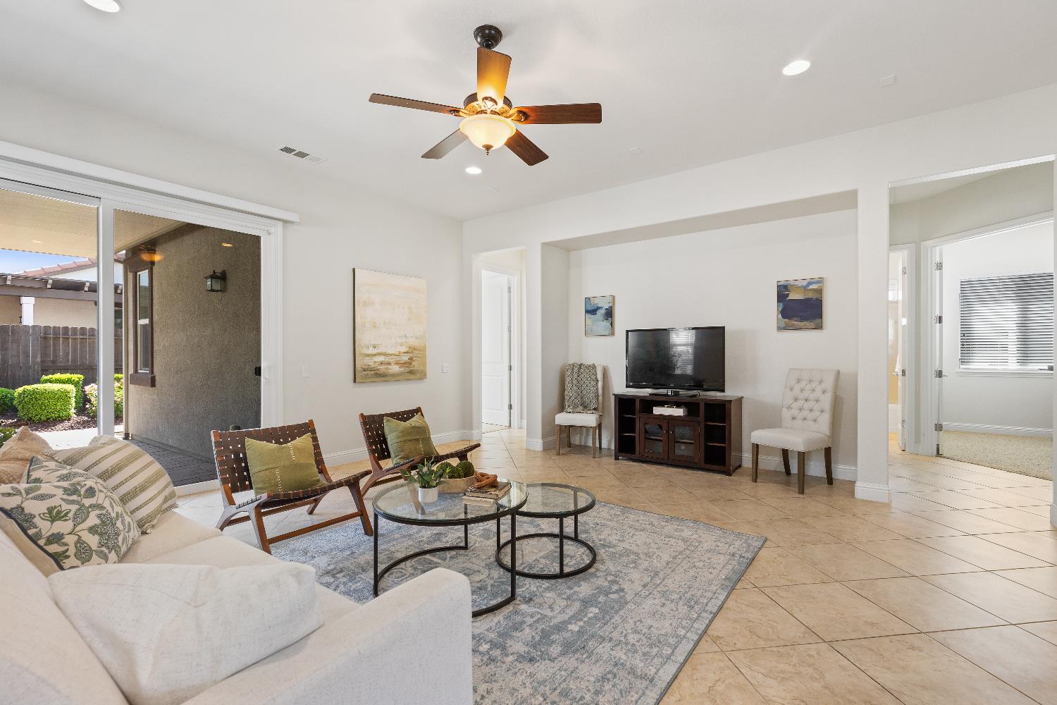 Harpford Drive, Roseville, California image 7