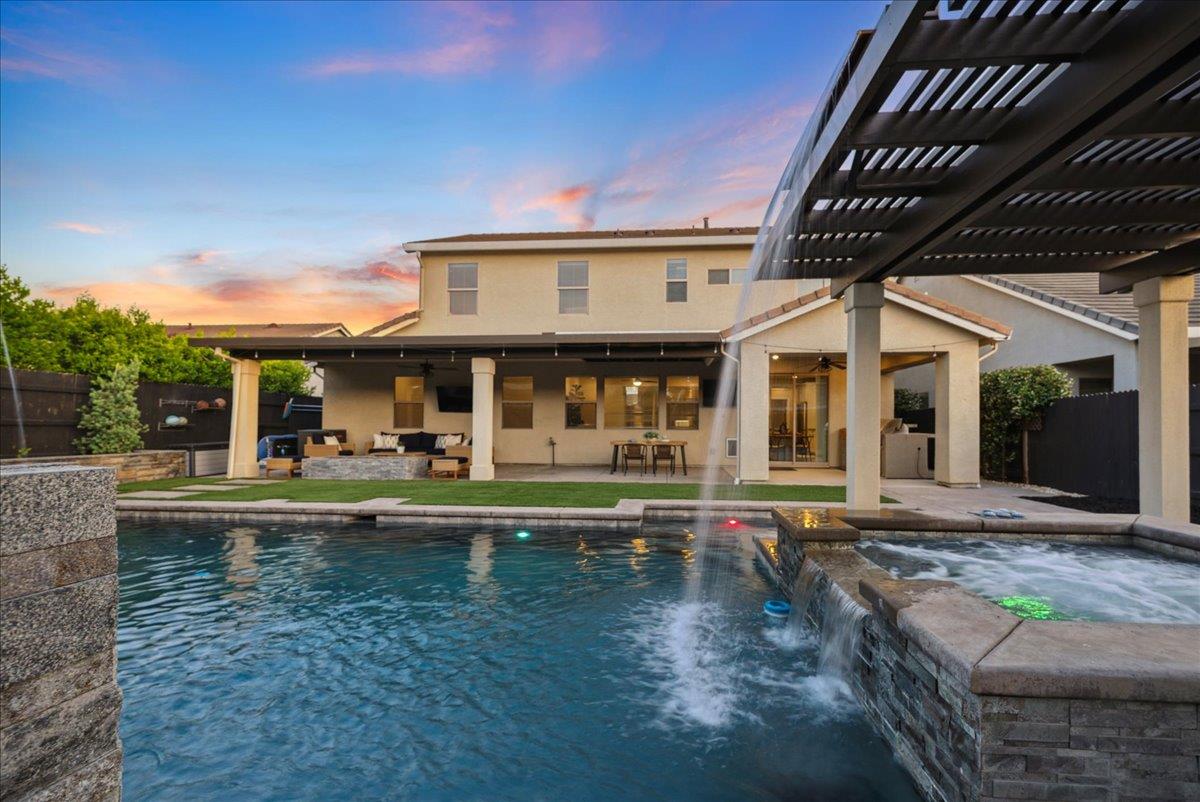 Fenway Cir, Rocklin, California image 40