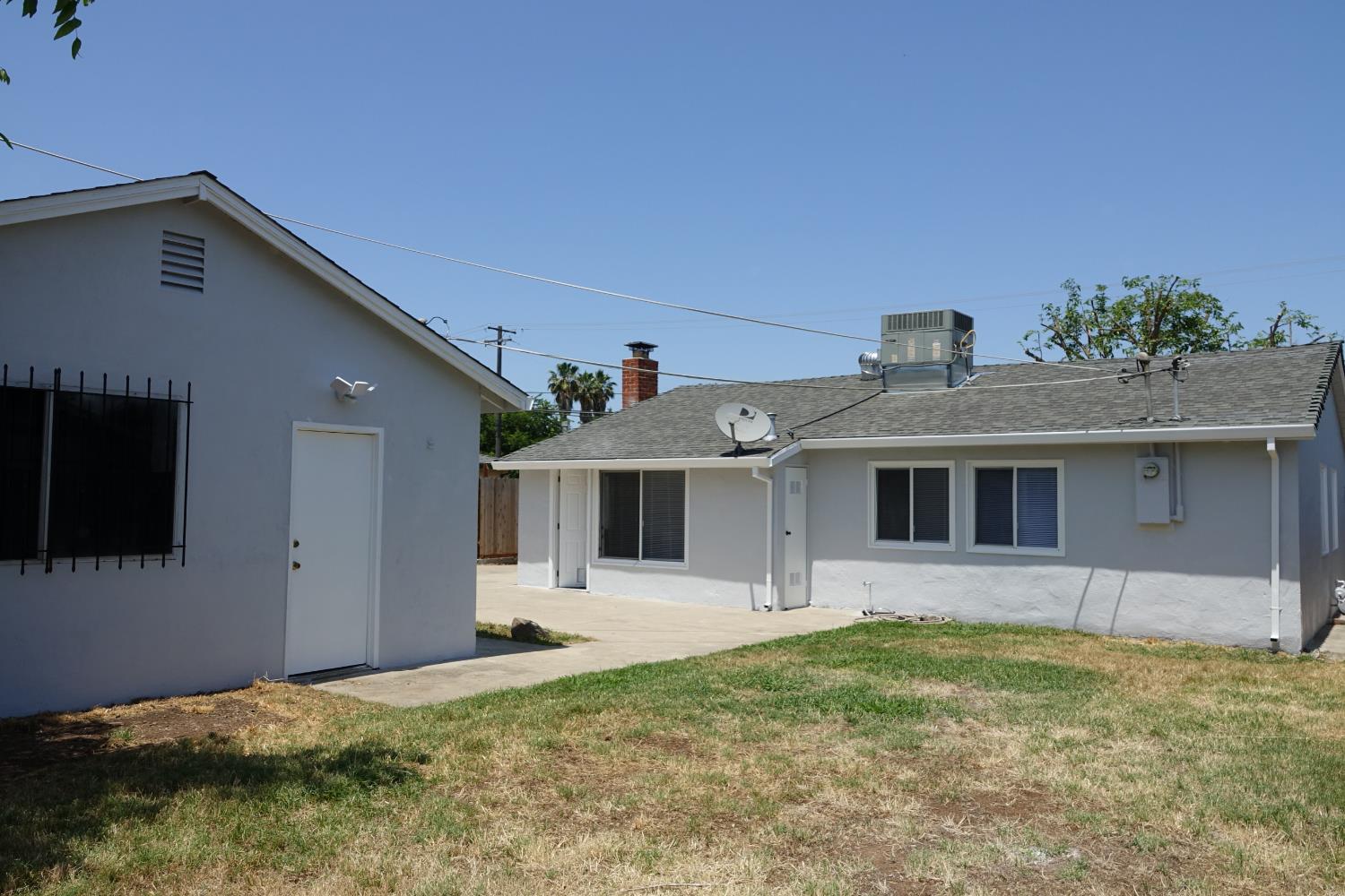Hurley Way, Sacramento, California image 22