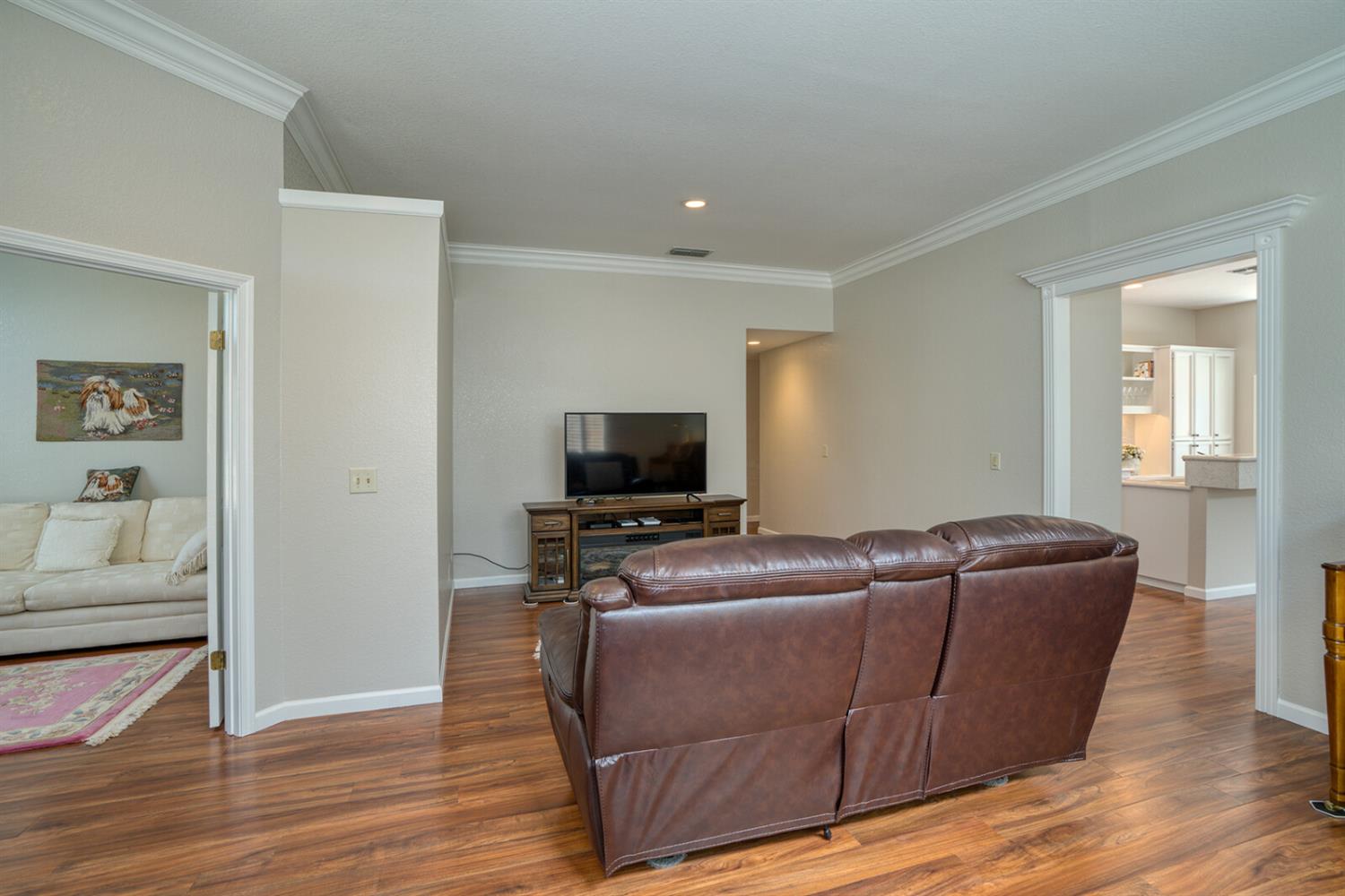 Medella Circle, Rancho Murieta, California image 4