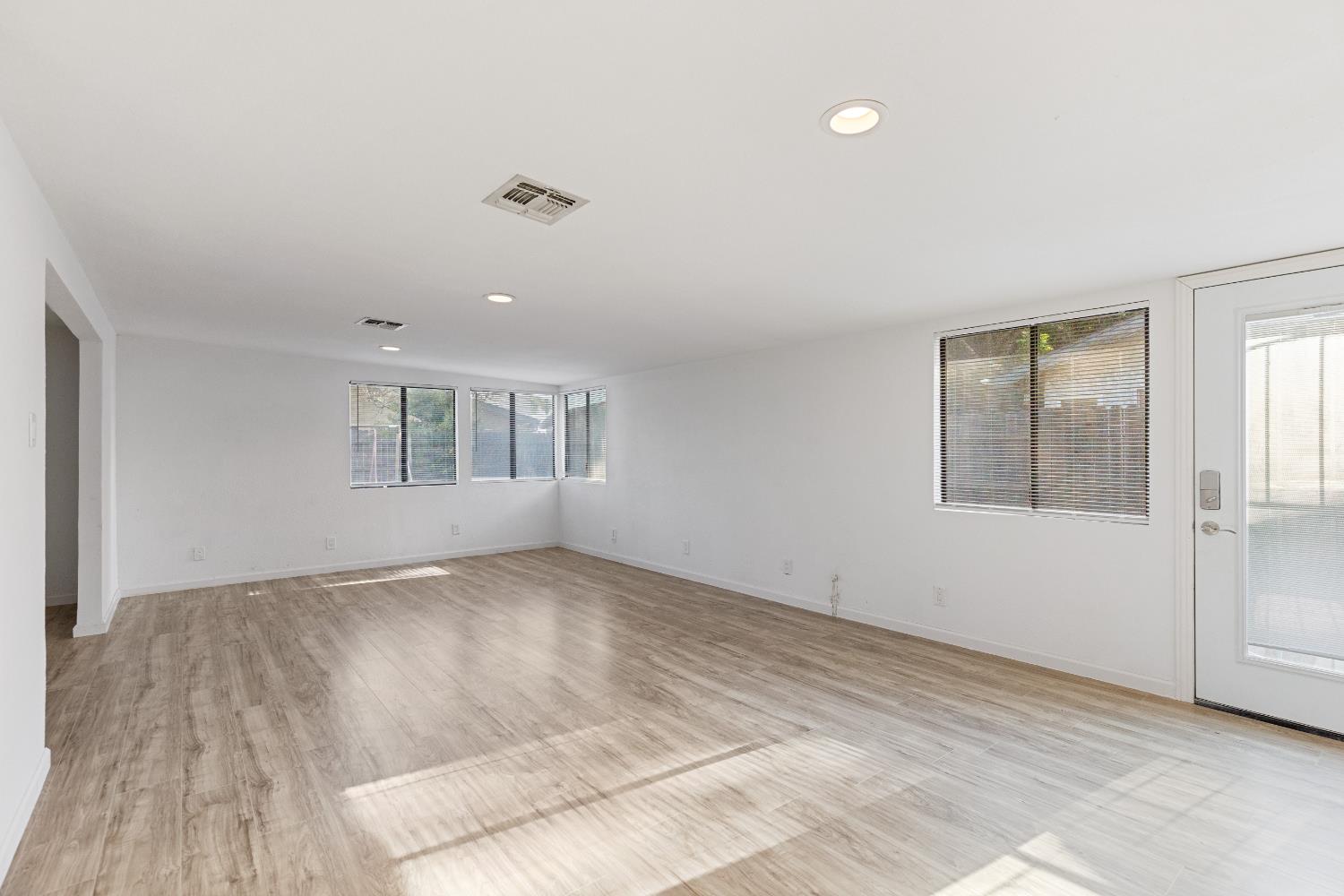 Birchglade, Citrus Heights, California image 31