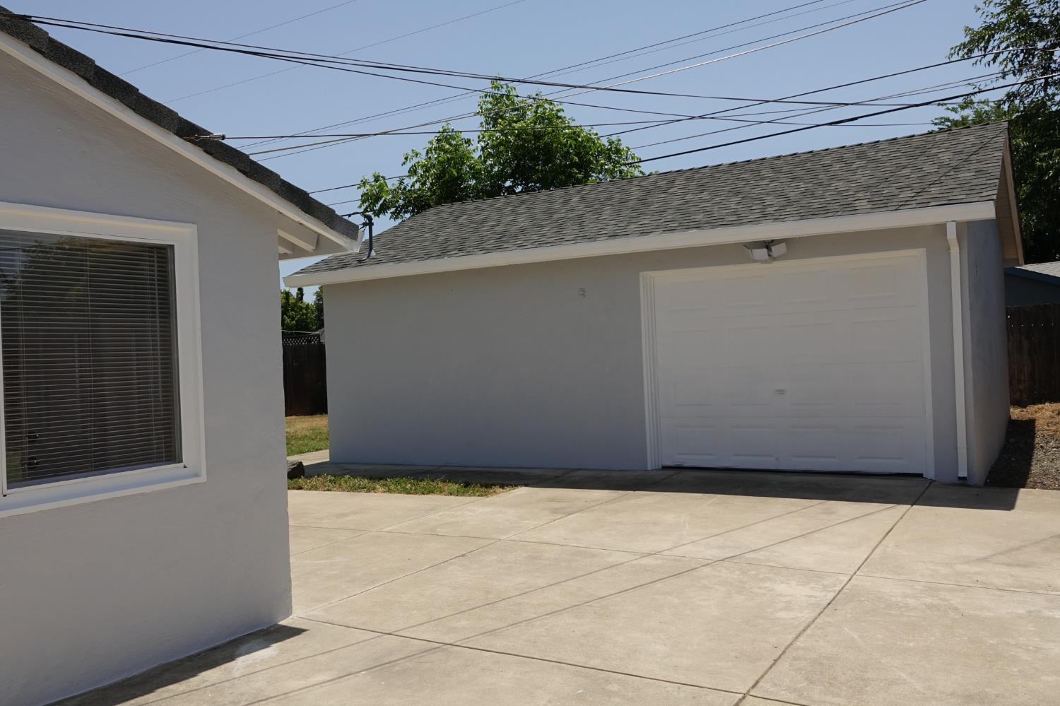 Hurley Way, Sacramento, California image 19