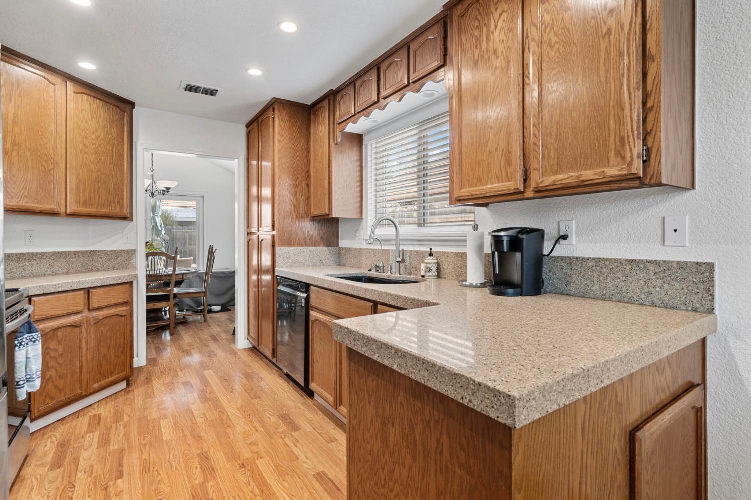 Beatrice Lane, Modesto, California image 10