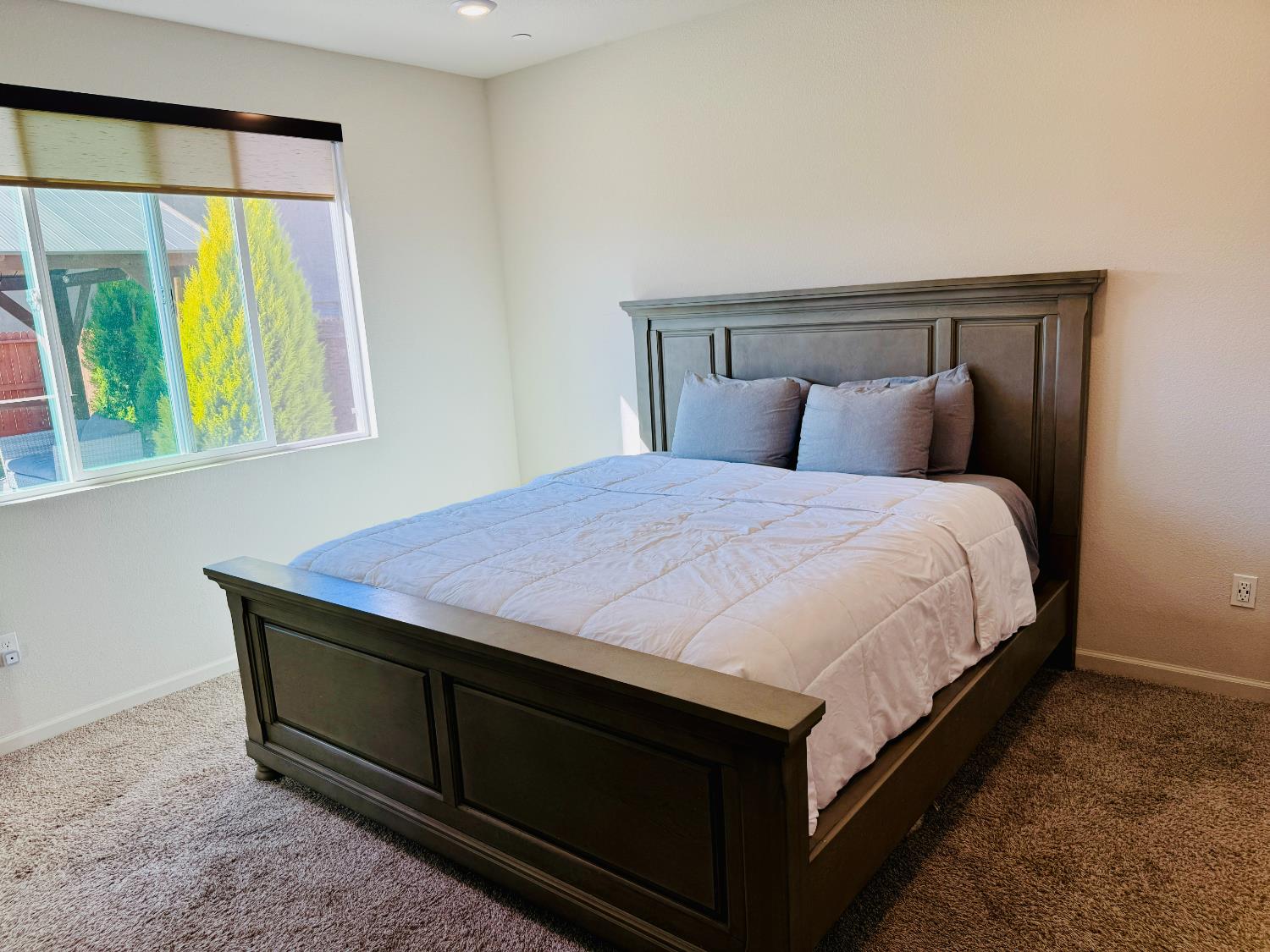 Berryessa Way, Olivehurst, California image 18