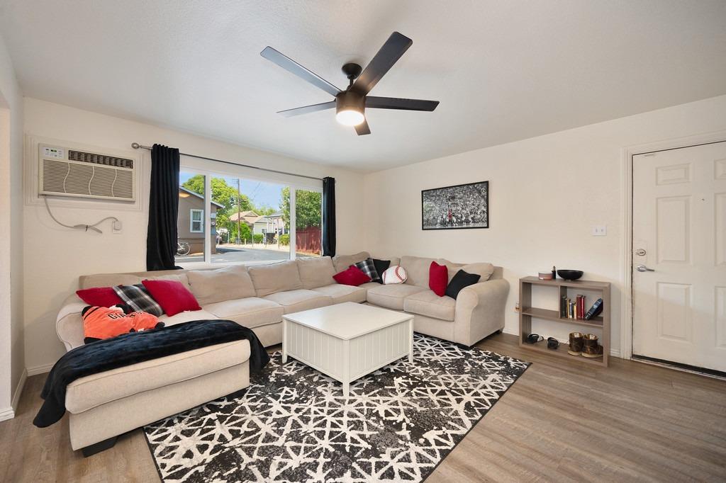 Ash Street, Roseville, California image 10
