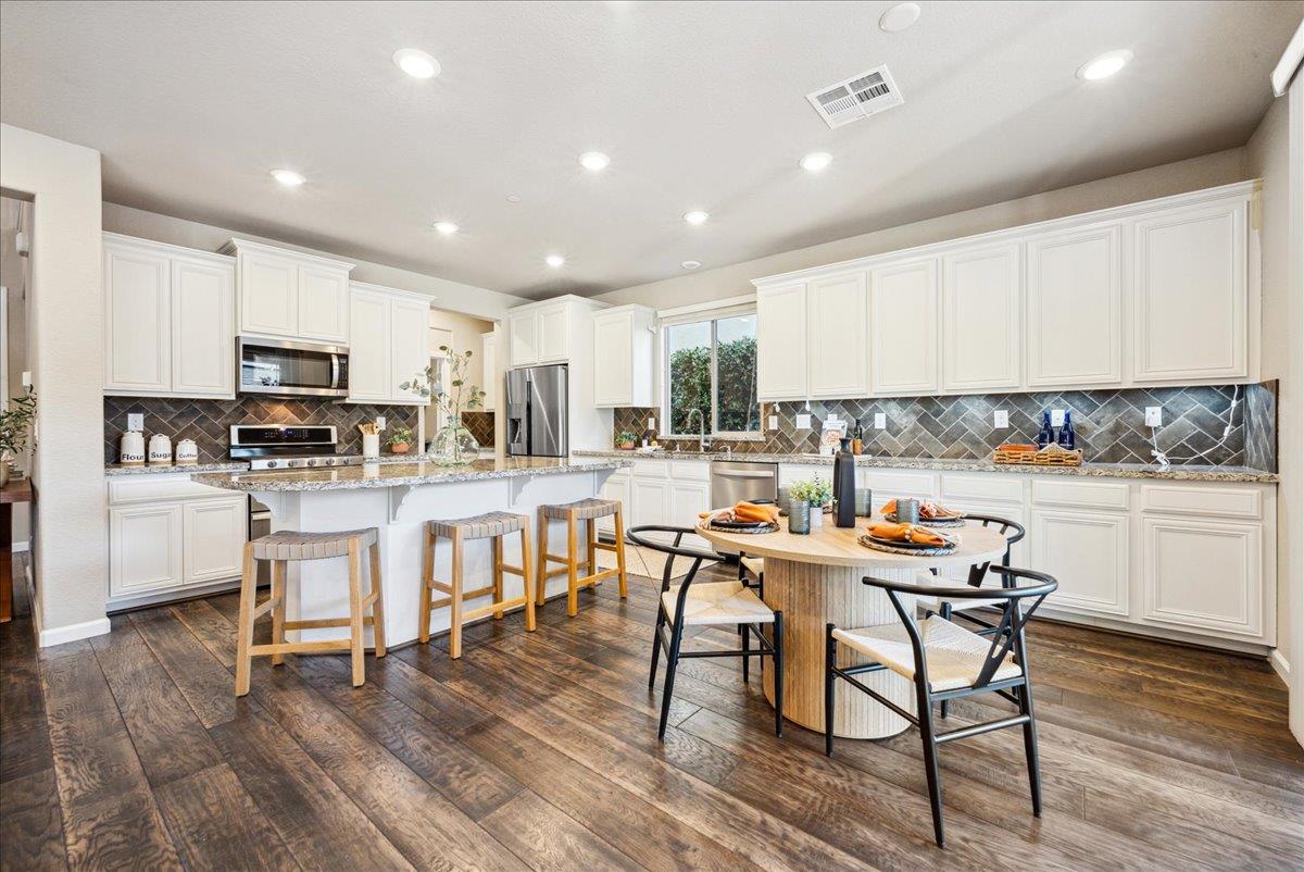 Fenway Cir, Rocklin, California image 8