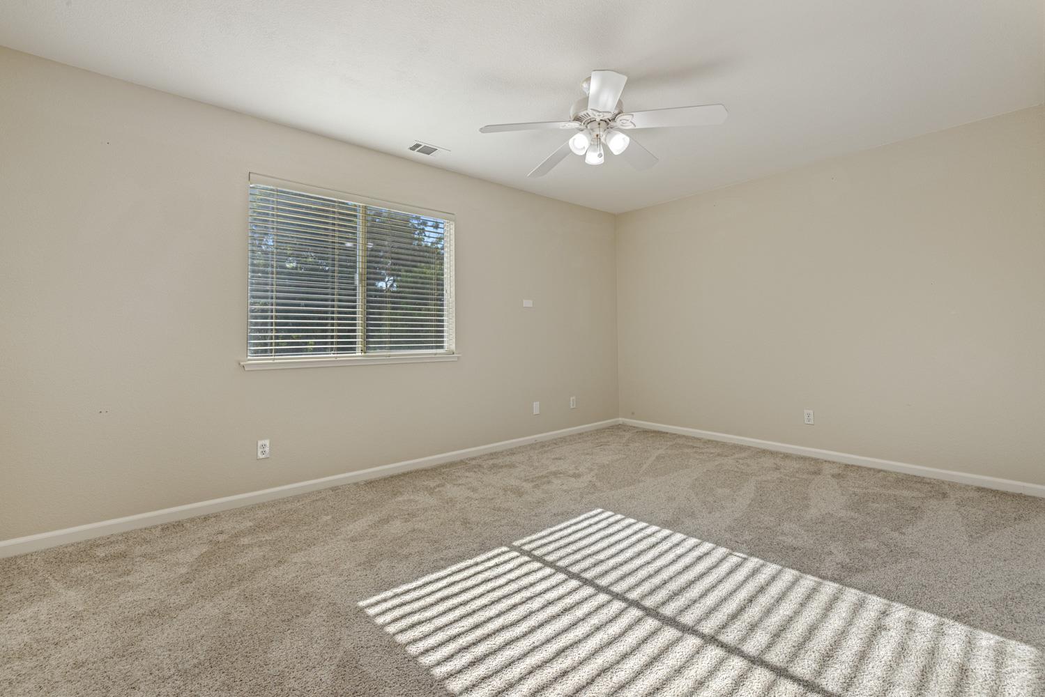 Meadowbrook Dr, Lodi, California image 13