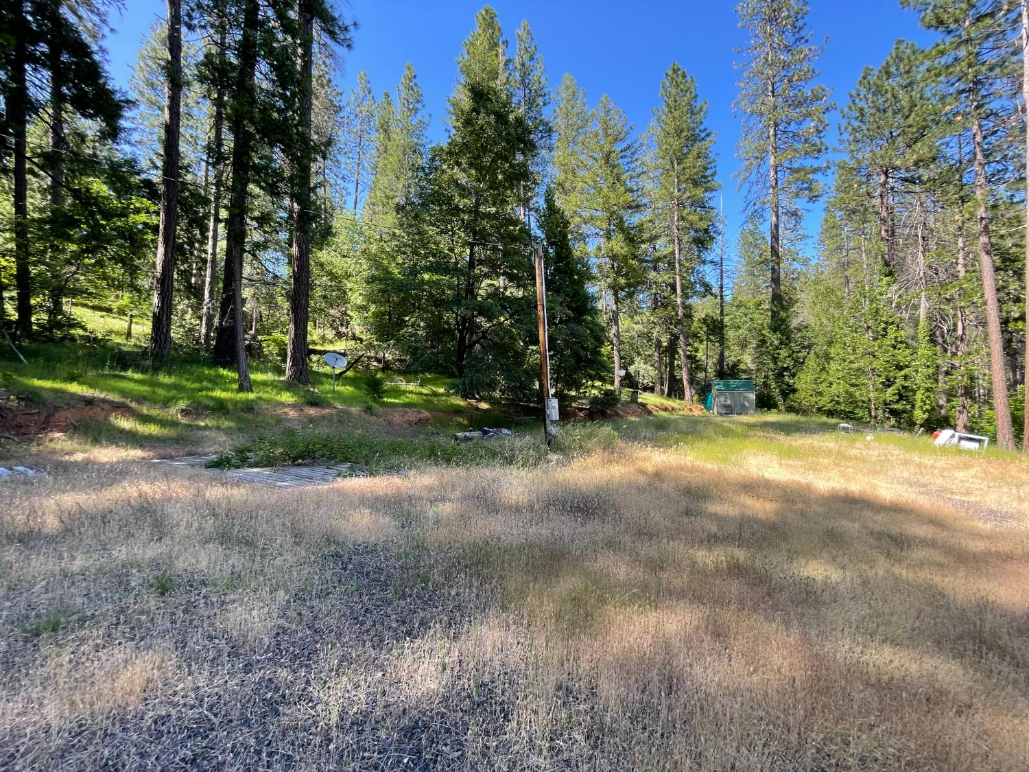 Hupp Coutolenc Rd, Magalia, California image 10