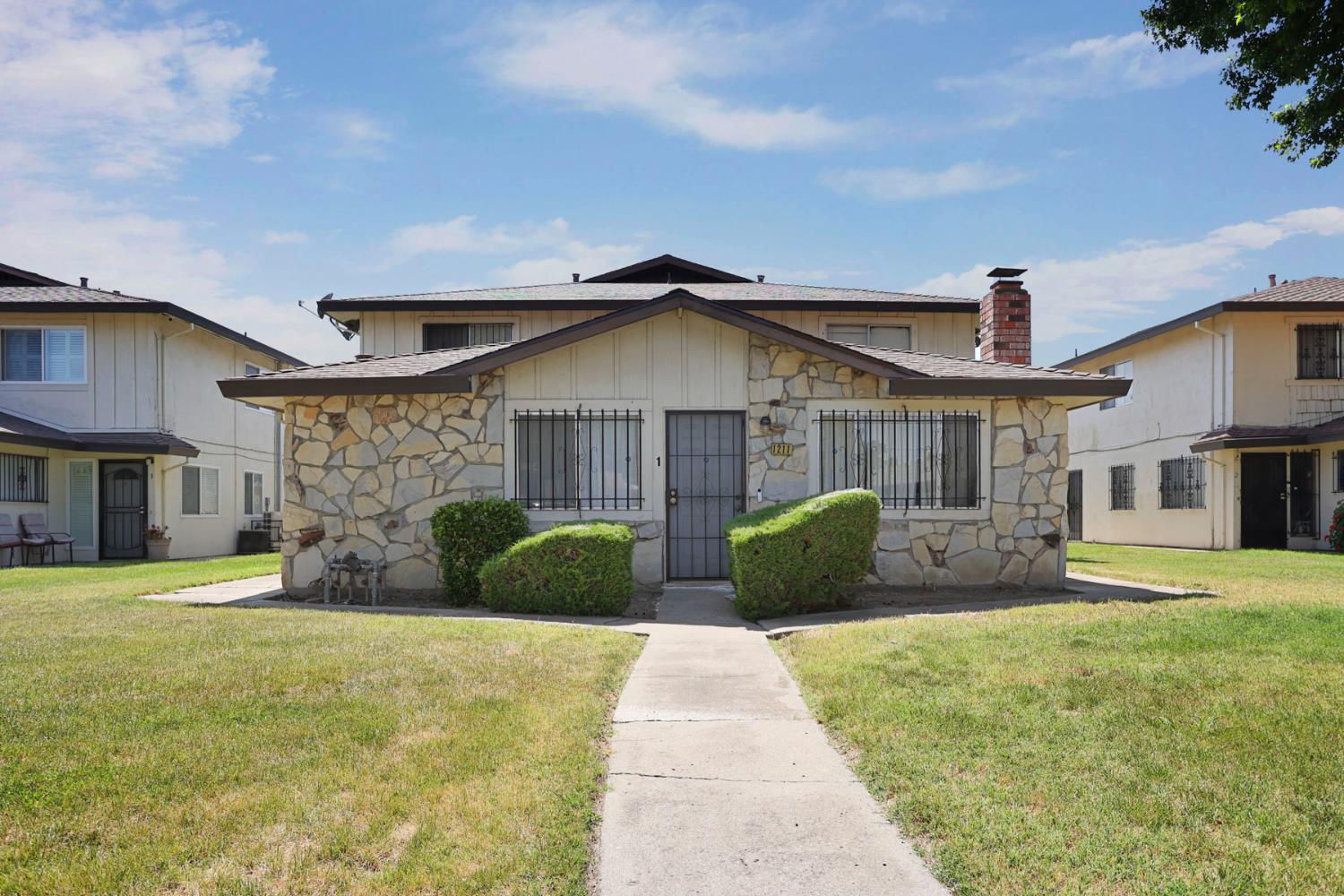 Pinetree Drive #4, Stockton, California image 1