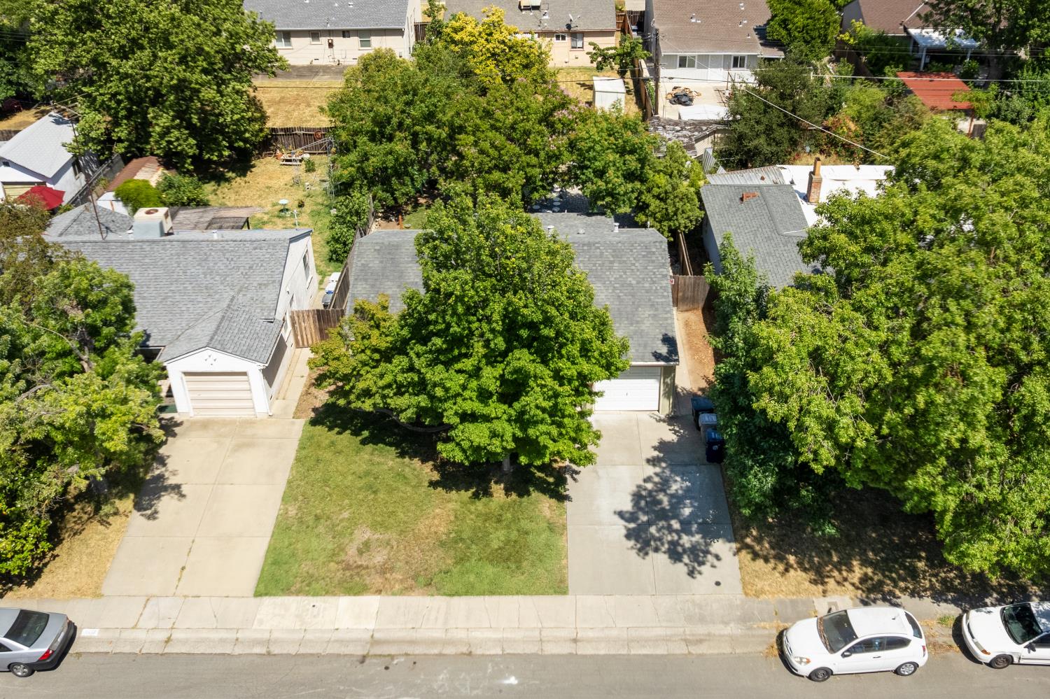 La Campana Way, Sacramento, California image 38