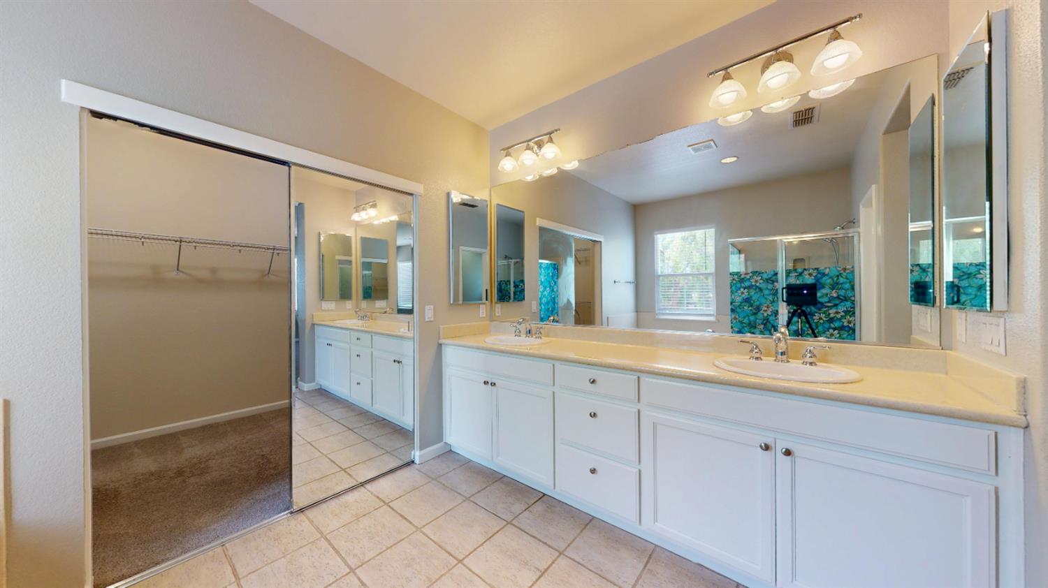 Sullivan Way, Tracy, California image 32