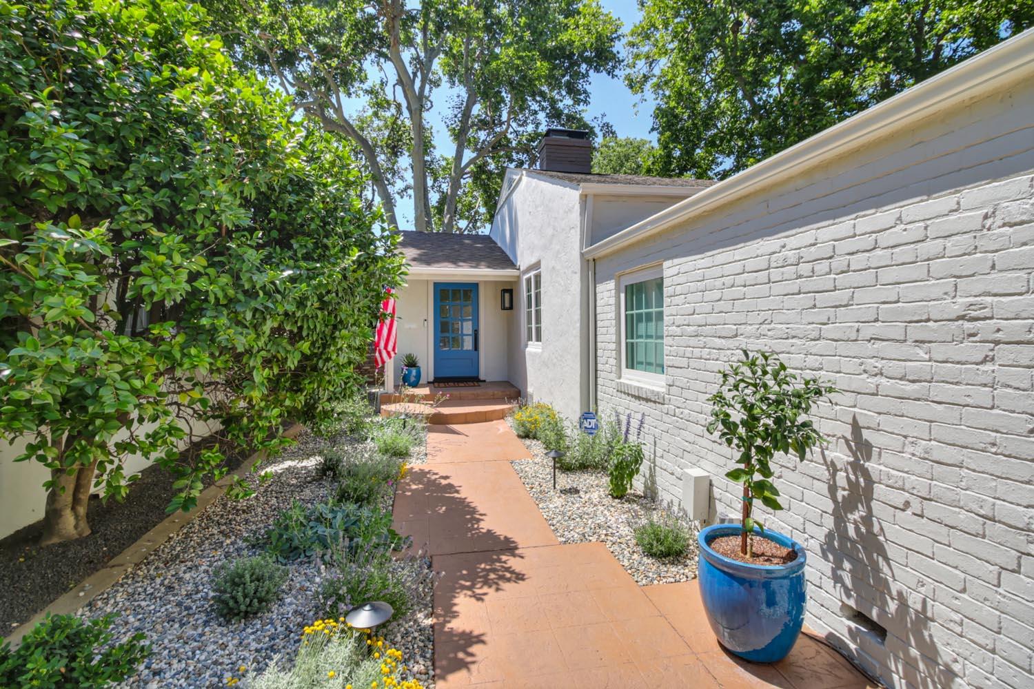 14th Street, Sacramento, California image 2