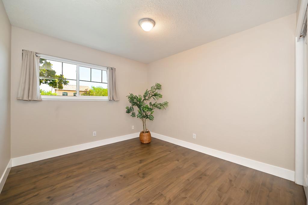 Mallard Lane, Roseville, California image 25