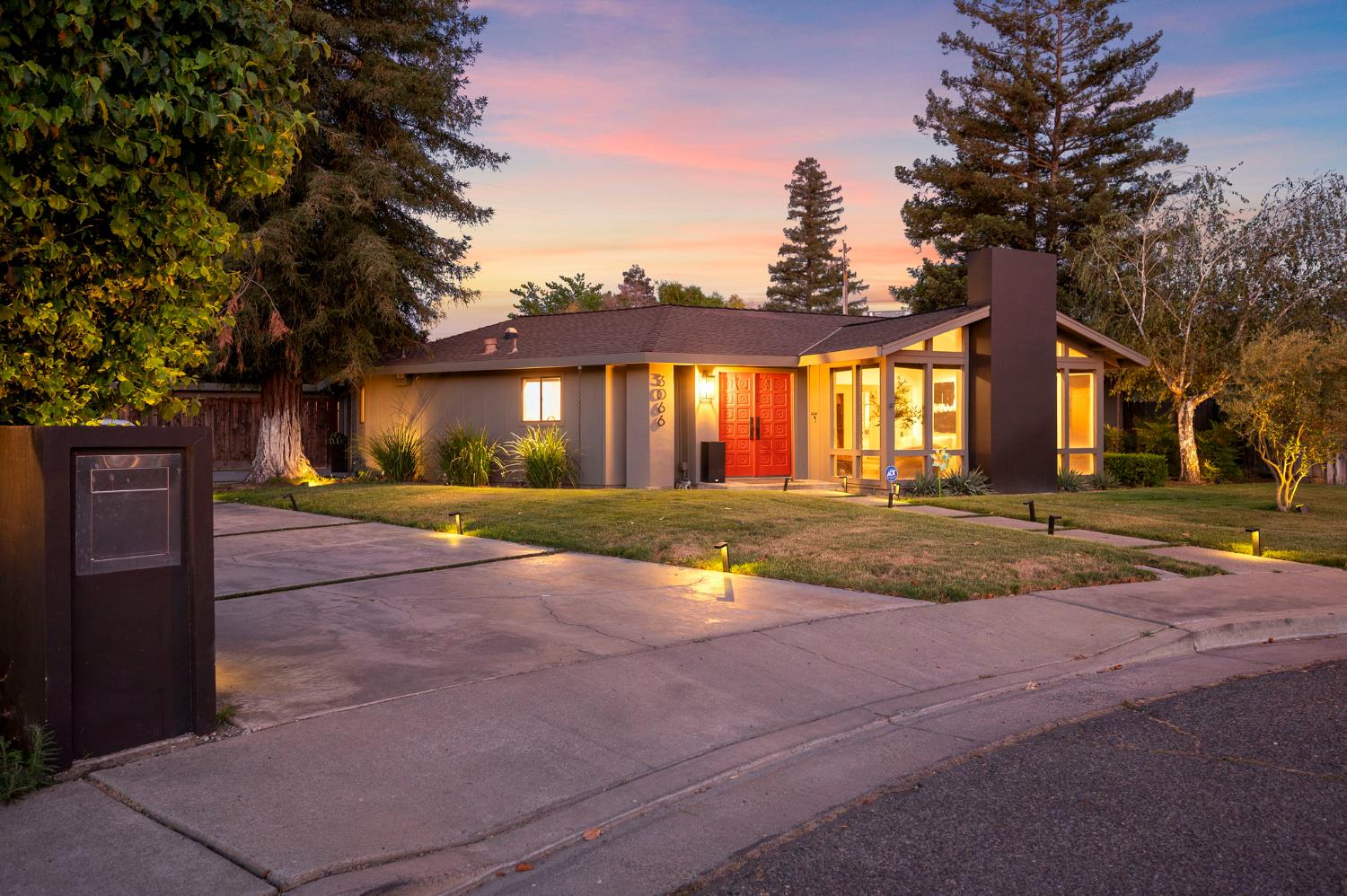 Detail Gallery Image 1 of 73 For 3066 Claret Cir, Atwater,  CA 95301 - 3 Beds | 2 Baths