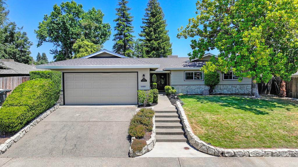 Mallard Lane, Roseville, California image 3
