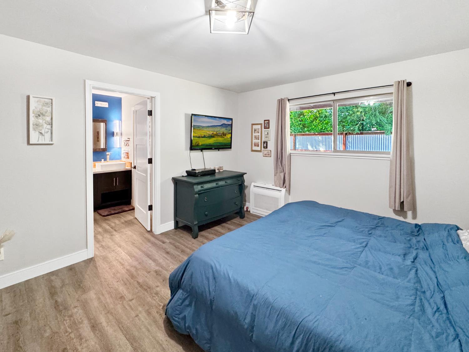 Kenwood Drive, Grass Valley, California image 10