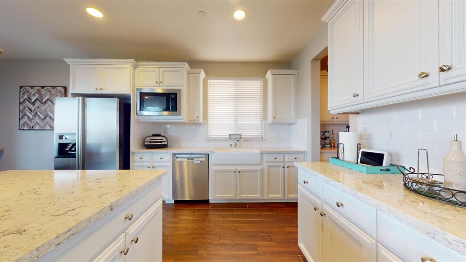 Castellina Way, Manteca, California image 16