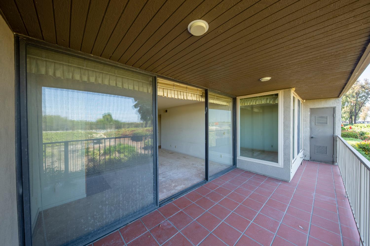 Embarcadero Drive #23, Stockton, California image 28