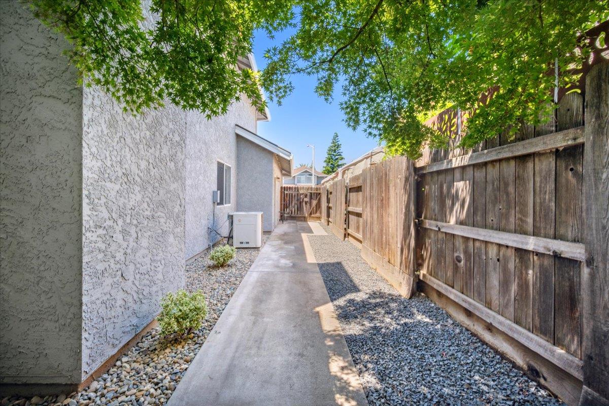 Harrison Drive, Roseville, California image 33