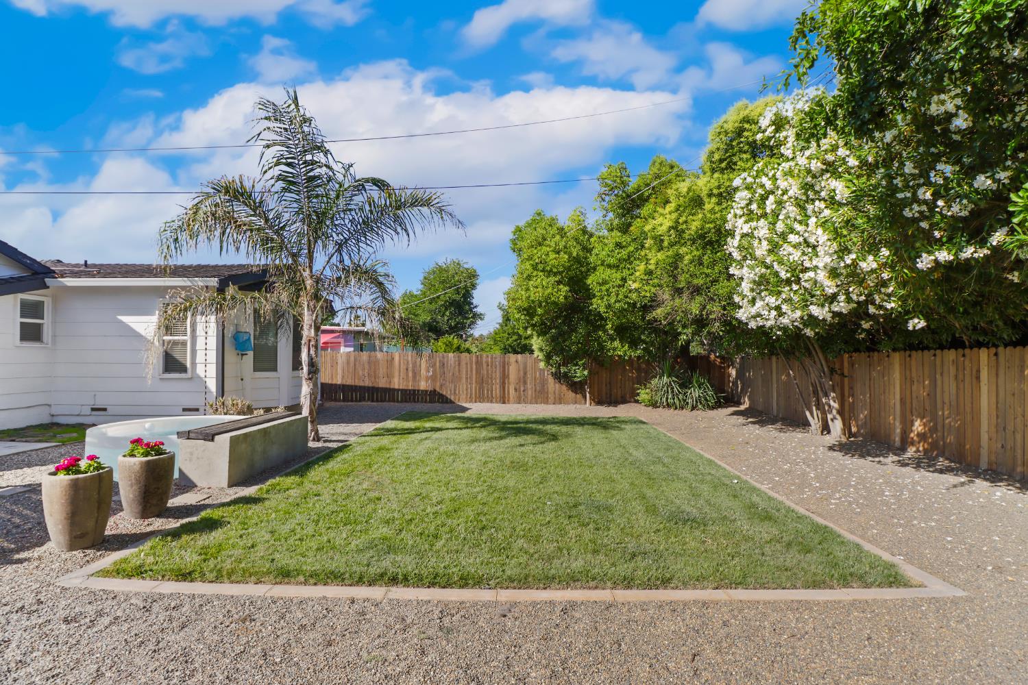 Saint Mathews Drive, Sacramento, California image 23