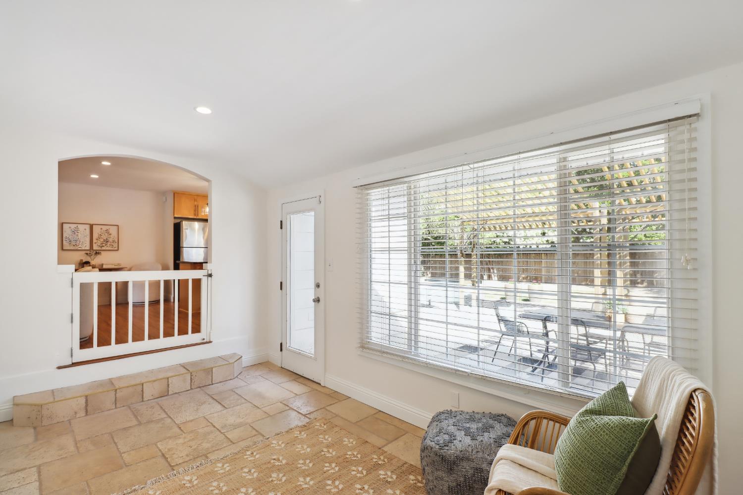 Saint Mathews Drive, Sacramento, California image 11