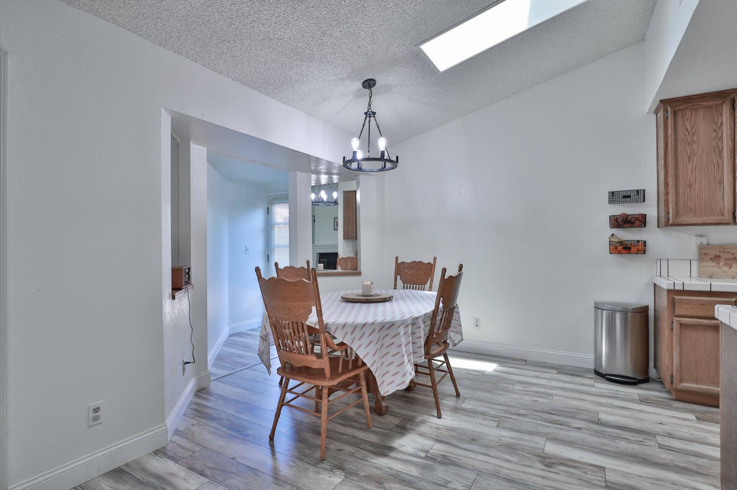 Falcon Meadow Dr Drive, Elk Grove, California image 8