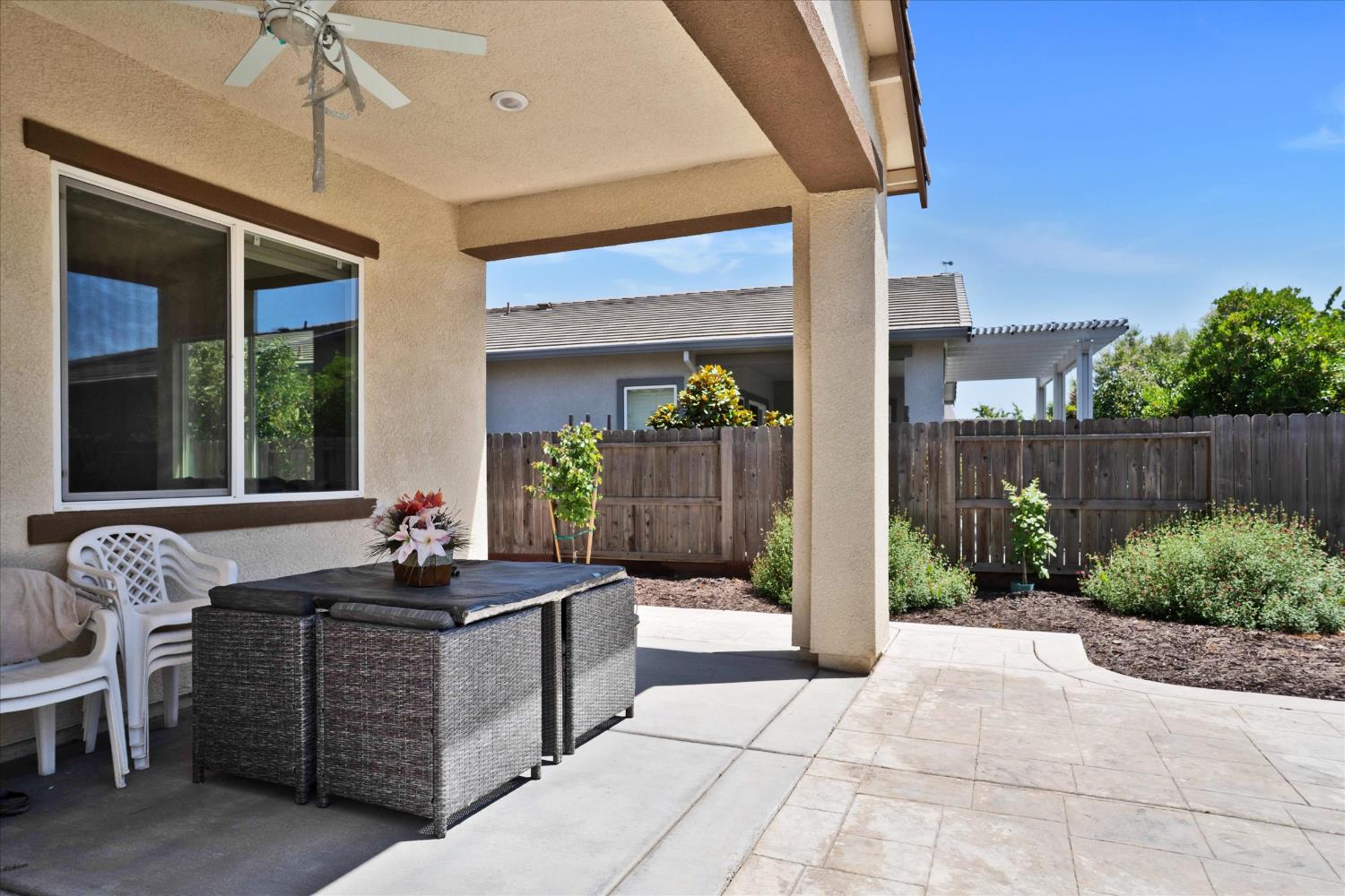 Ligurian Sea Lane, Sacramento, California image 20