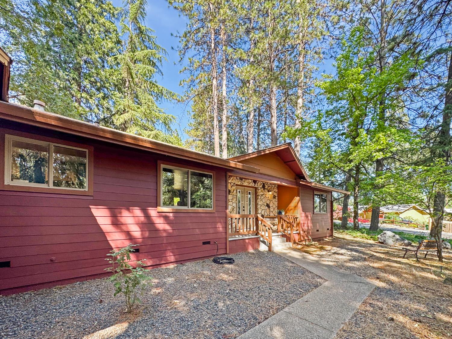 Kenwood Drive, Grass Valley, California image 20