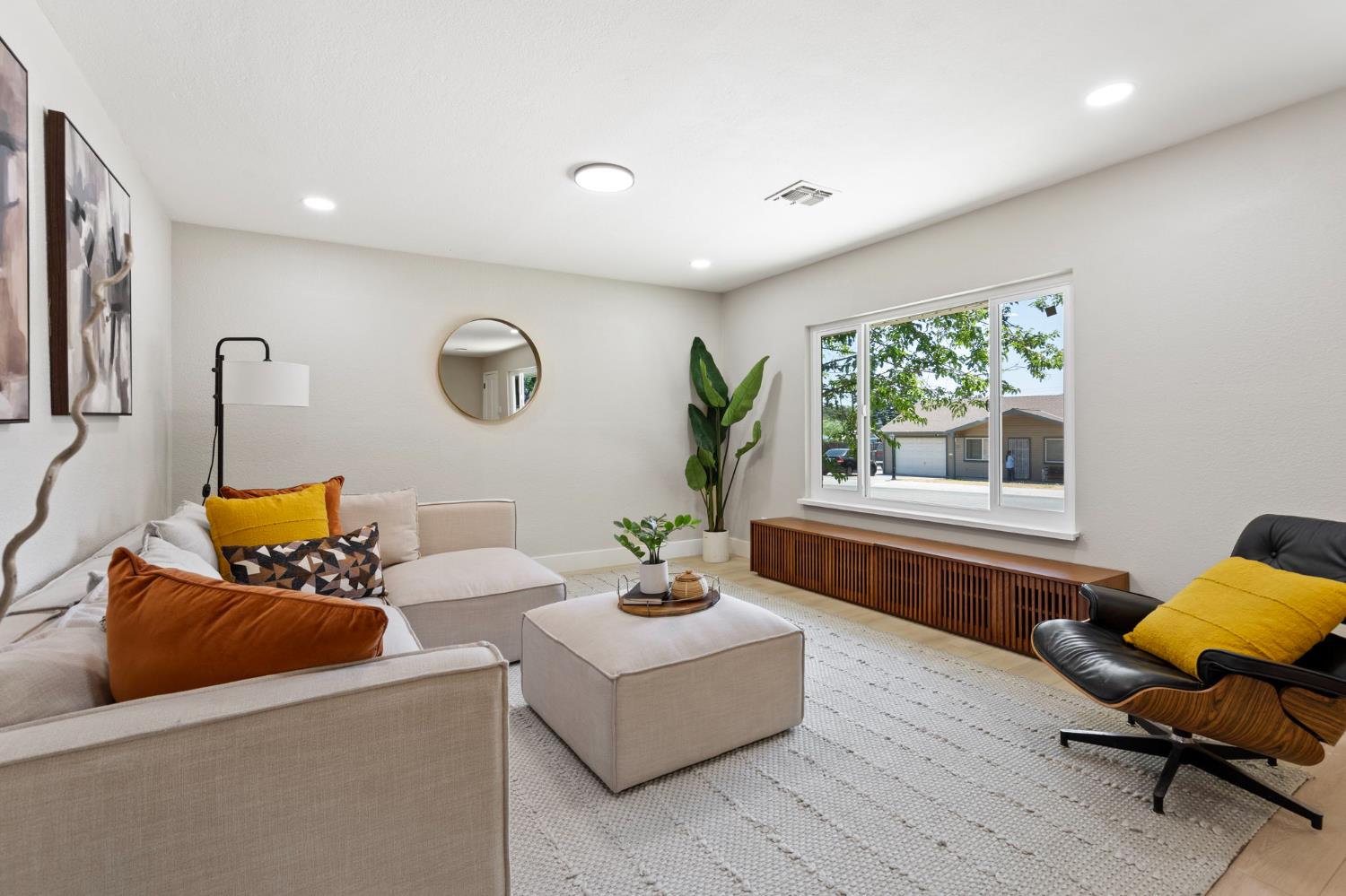 Rusch Drive, Citrus Heights, California image 4