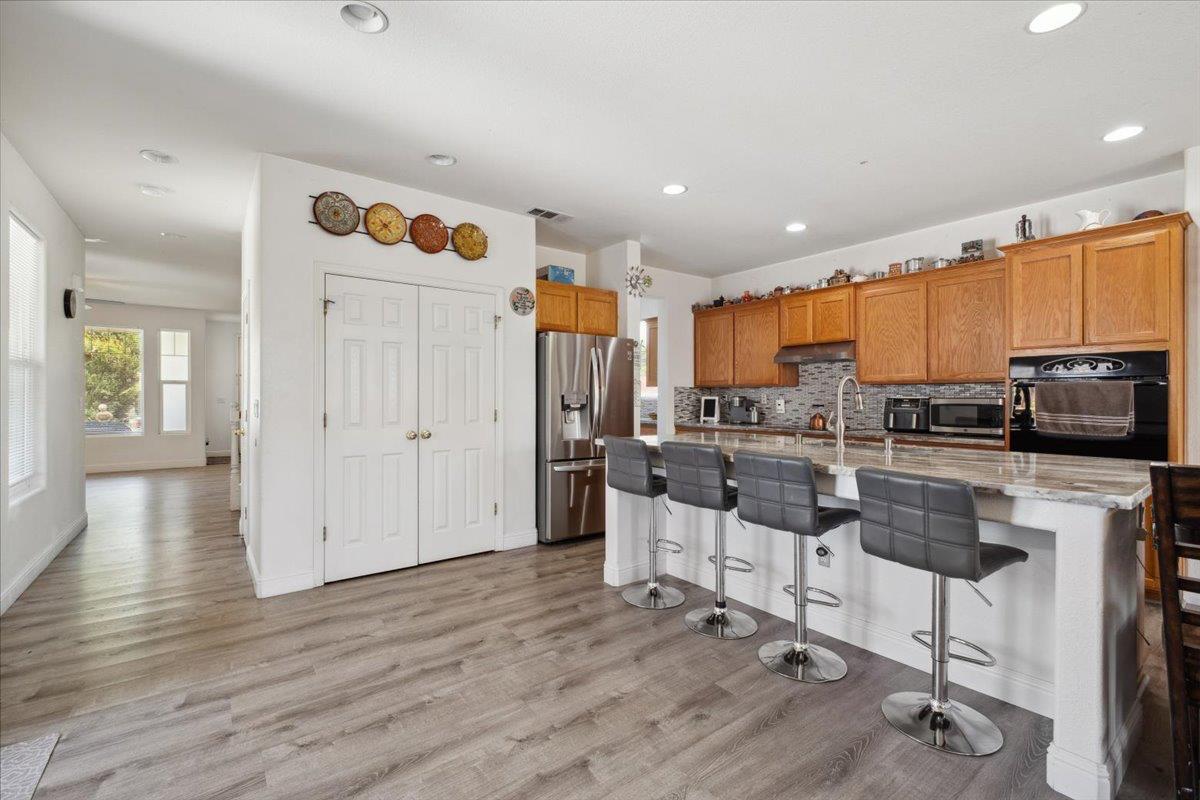 Sutter Creek Court, Patterson, California image 13