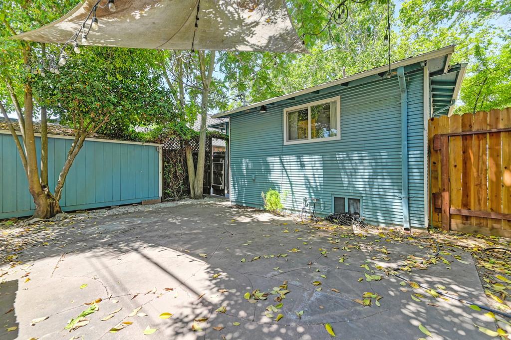 41st Street, Sacramento, California image 48