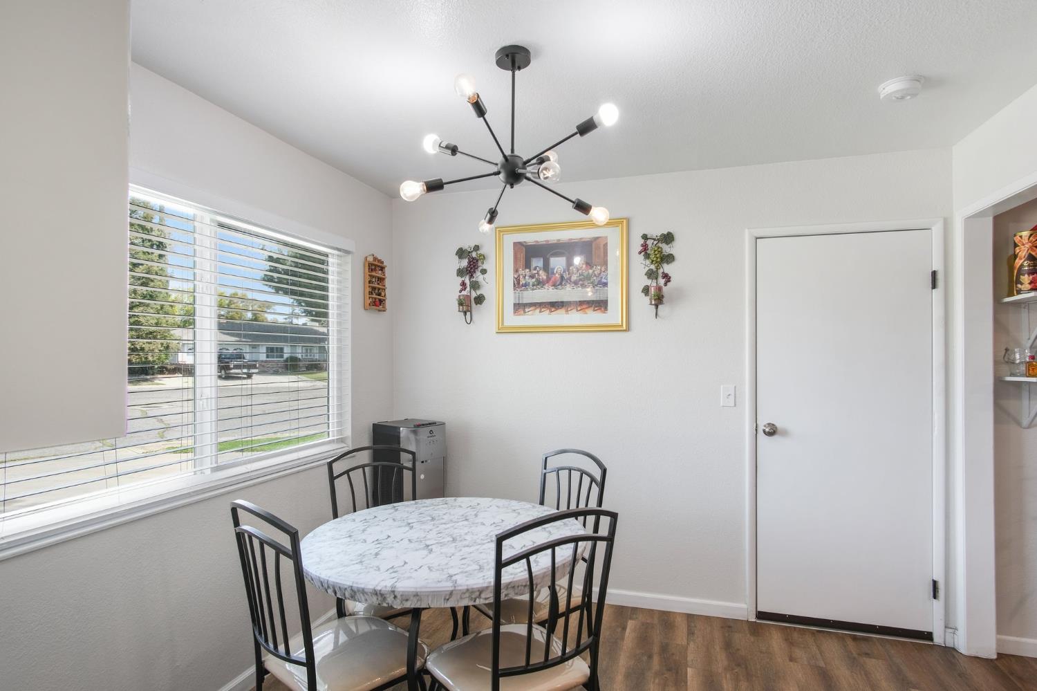 Detail Gallery Image 18 of 24 For 372 Terri Dr, Atwater,  CA 95301 - 3 Beds | 2 Baths