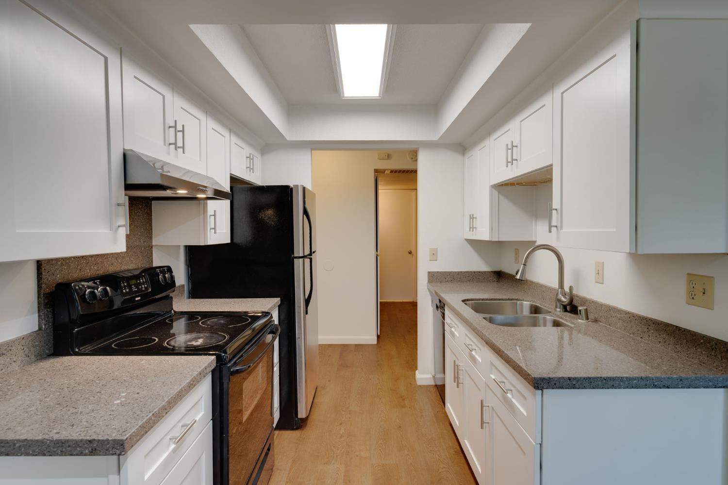 SW Northbank #48, Stockton, California image 13