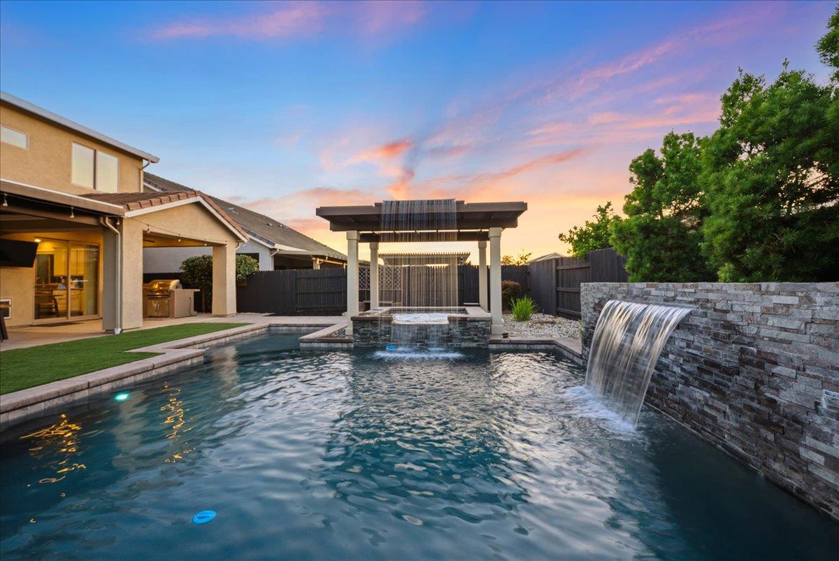 Fenway Cir, Rocklin, California image 34