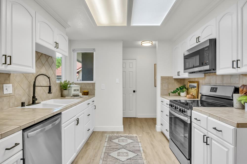 Circlet Way, Citrus Heights, California image 15