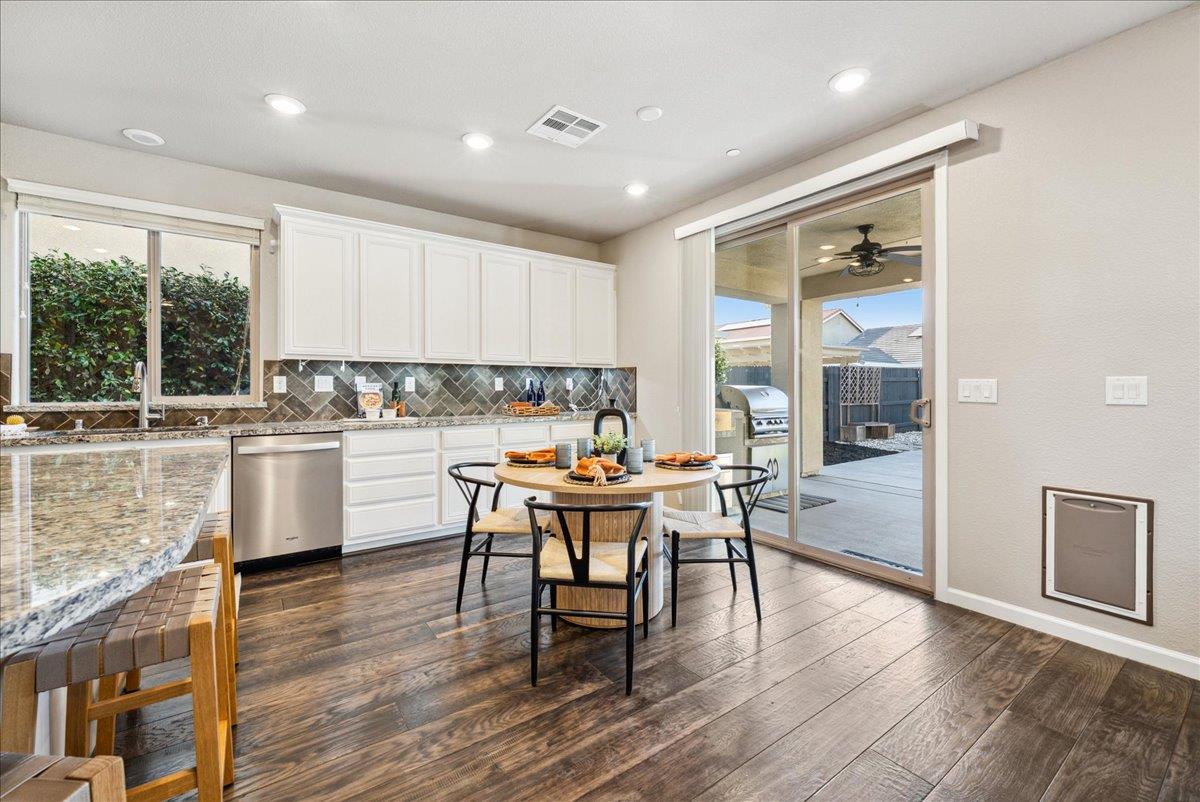 Fenway Cir, Rocklin, California image 11