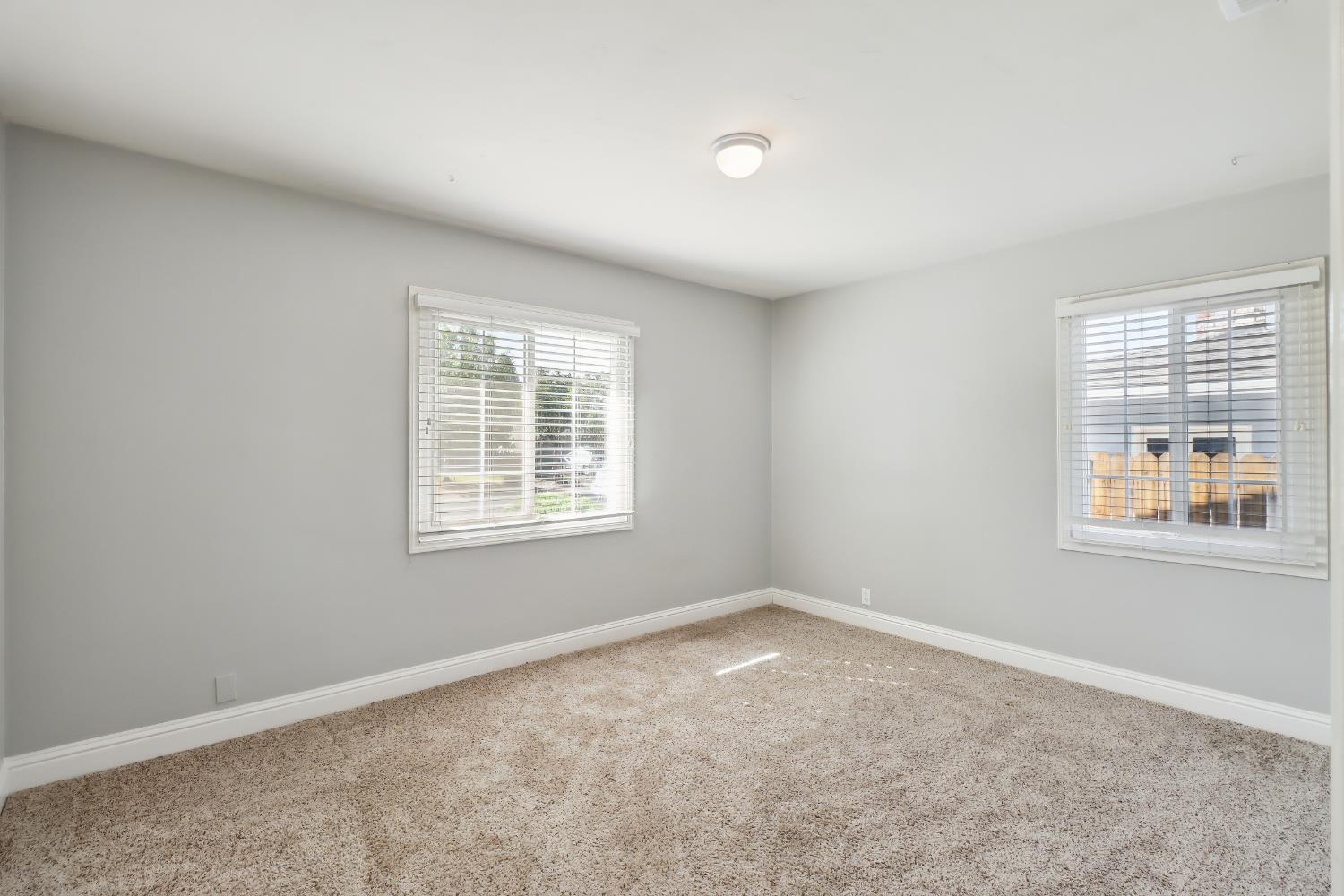 Saint Mathews Drive, Sacramento, California image 22