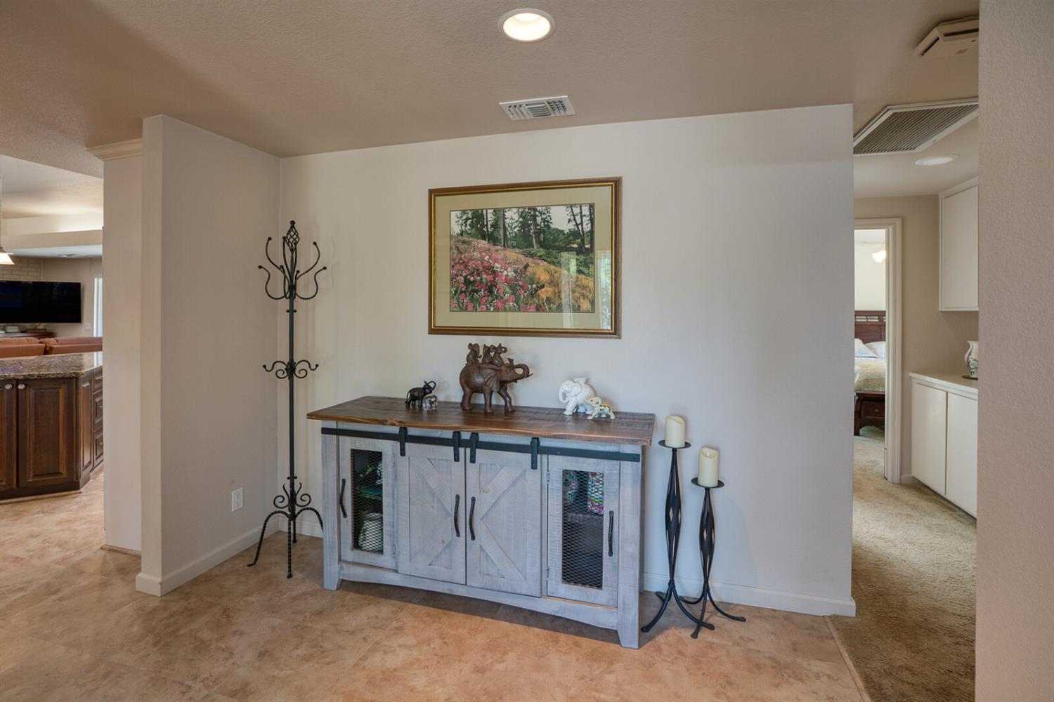 Guadalupe Drive, Rancho Murieta, California image 6