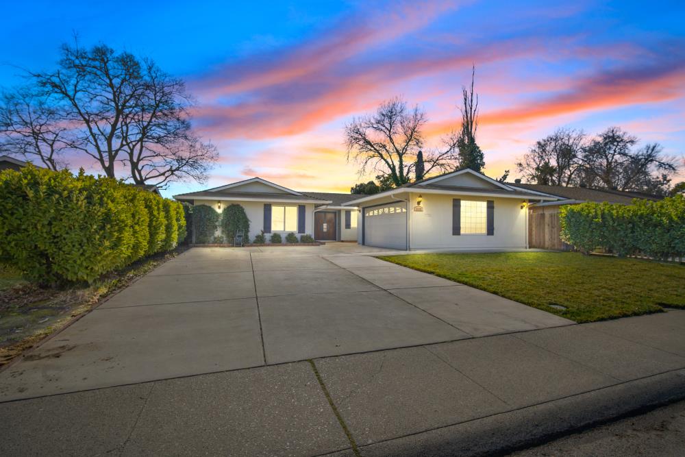 Warrego Way, Sacramento, California image 1