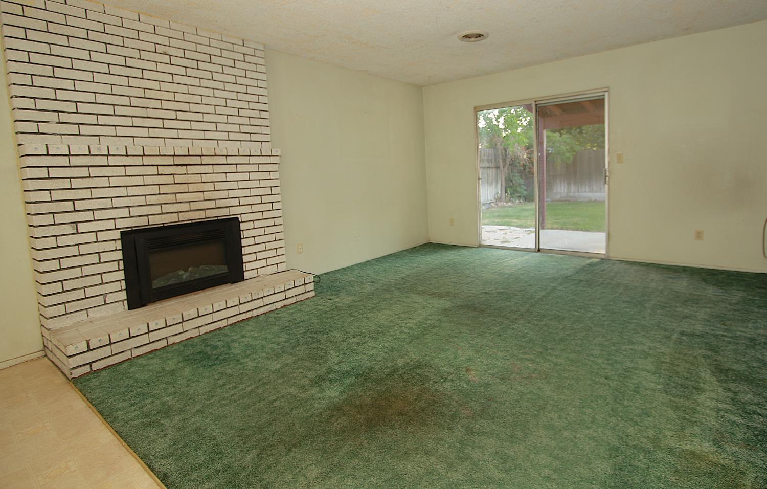 Blue Daisy Way, Modesto, California image 6