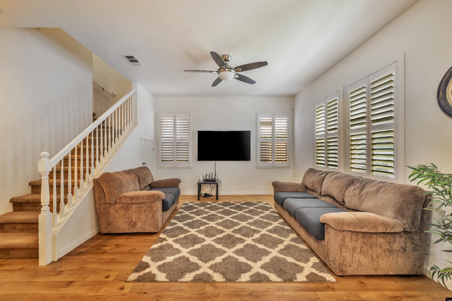 Greenleaf Street, Manteca, California image 6