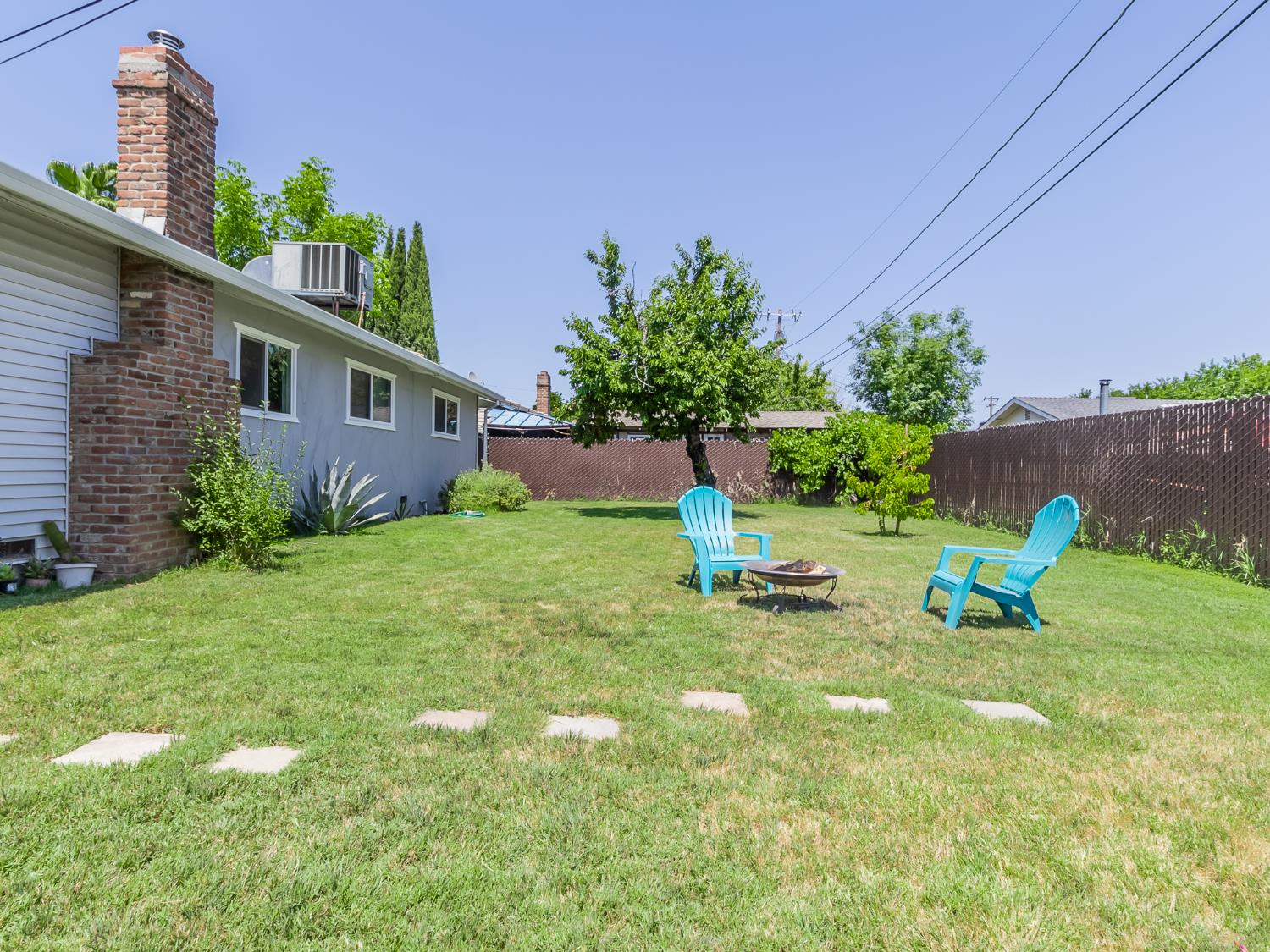 Laurel Avenue, Olivehurst, California image 40